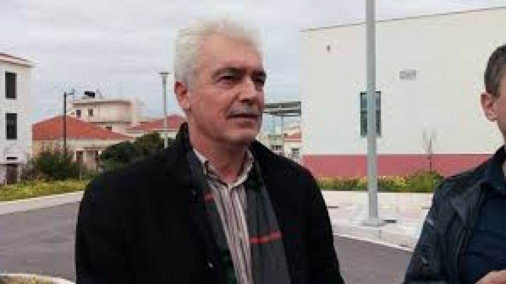 ΔΗΜΗΤΡΗΣ ΛΕΙΨΑΚΗΣ... Θα κάνει ότι θέλει αυτός...
