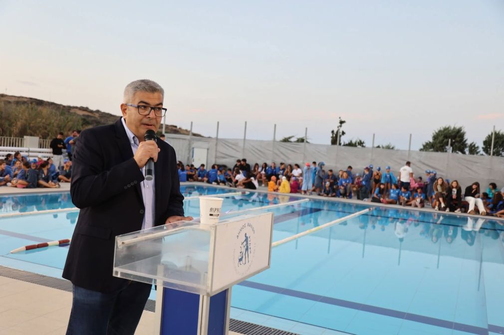Tην υπογραφή του Χίνου...