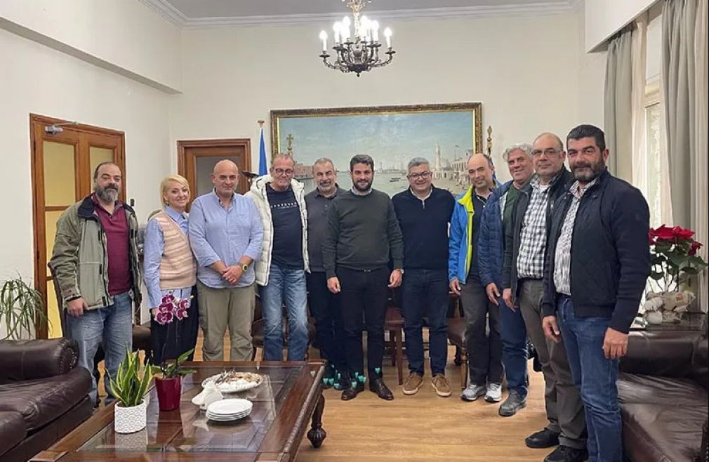 Κάτι περισσότερο από "ΑΣΧΕΤΟΙ" στο δήμο...