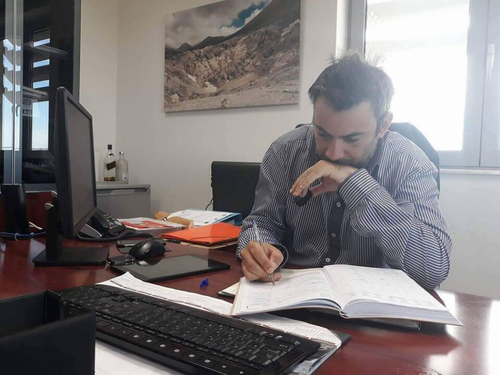 Κρίμα που φεύγει ο Τζινευράκης...
