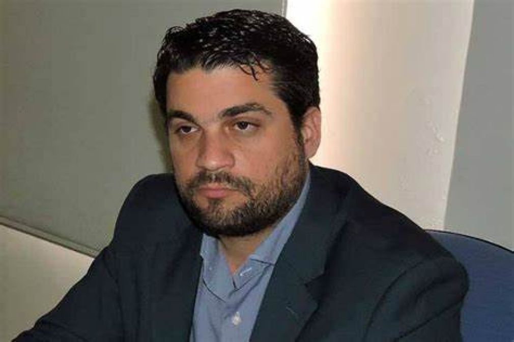 Κούνια... που τον κούναγε!