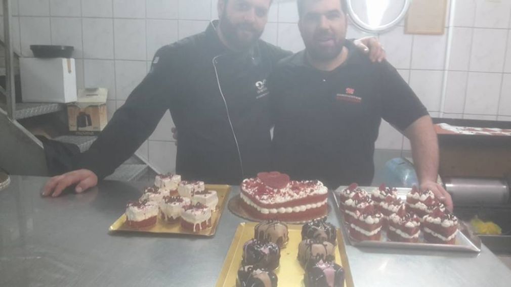Στην άλλη μπάντα ο Μαύρακας!!!