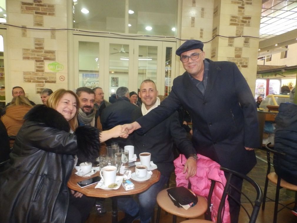 Ντάξει... και εγώ είμαι ο Ναπολέων...