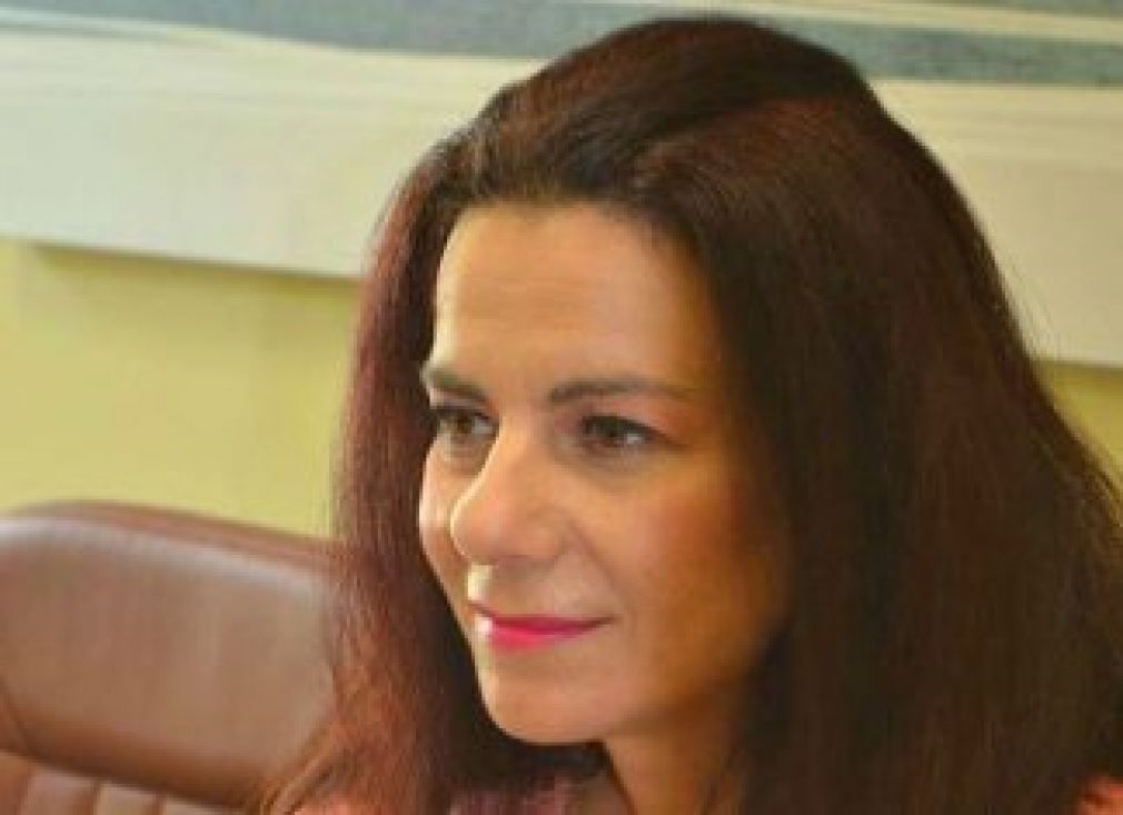 Ξεκάθαρη...