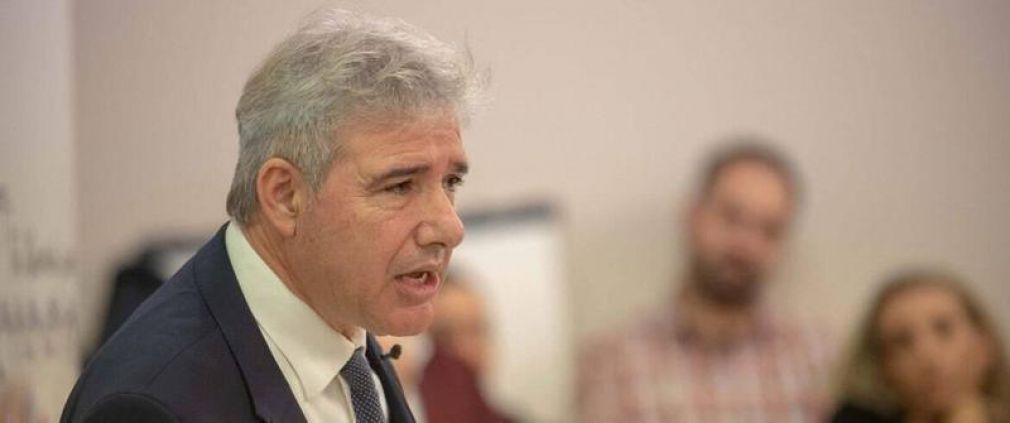 Έχει δουλειά... άλλα 6 χρόνια στον Ο.Α.Κ