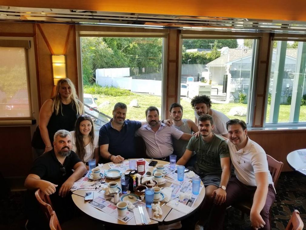 Αμέρικα... o Kονταρός!!!