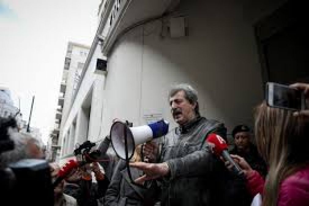 Κράξιμο!!!