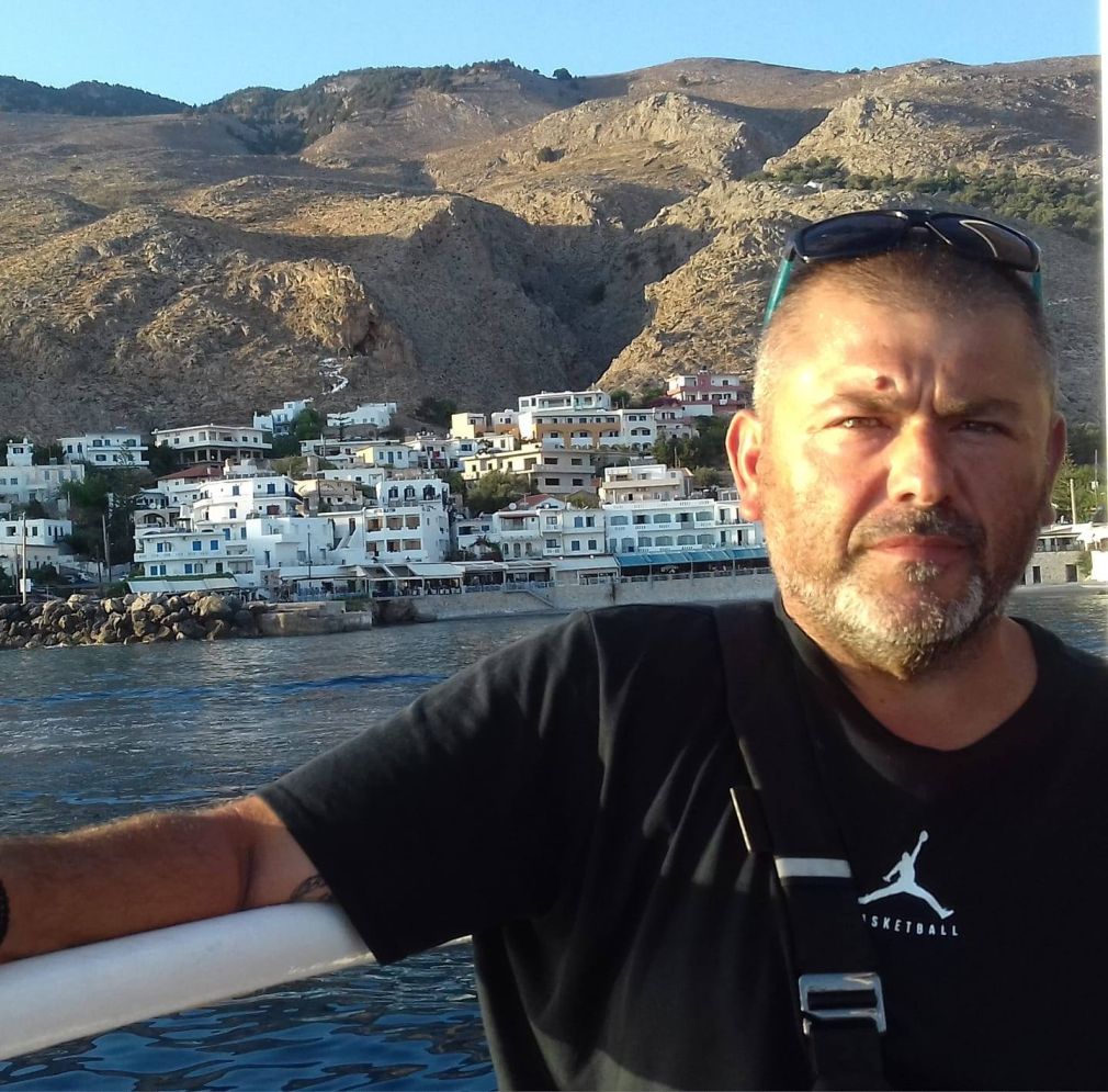 "Μέσα... και ο πρόεδρος"