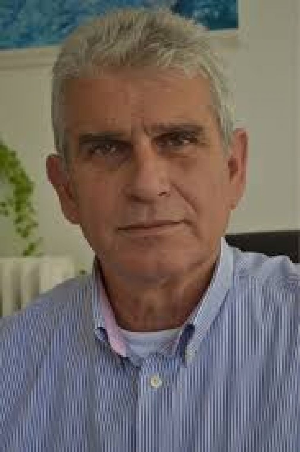 Έχει καλές προθέσεις...