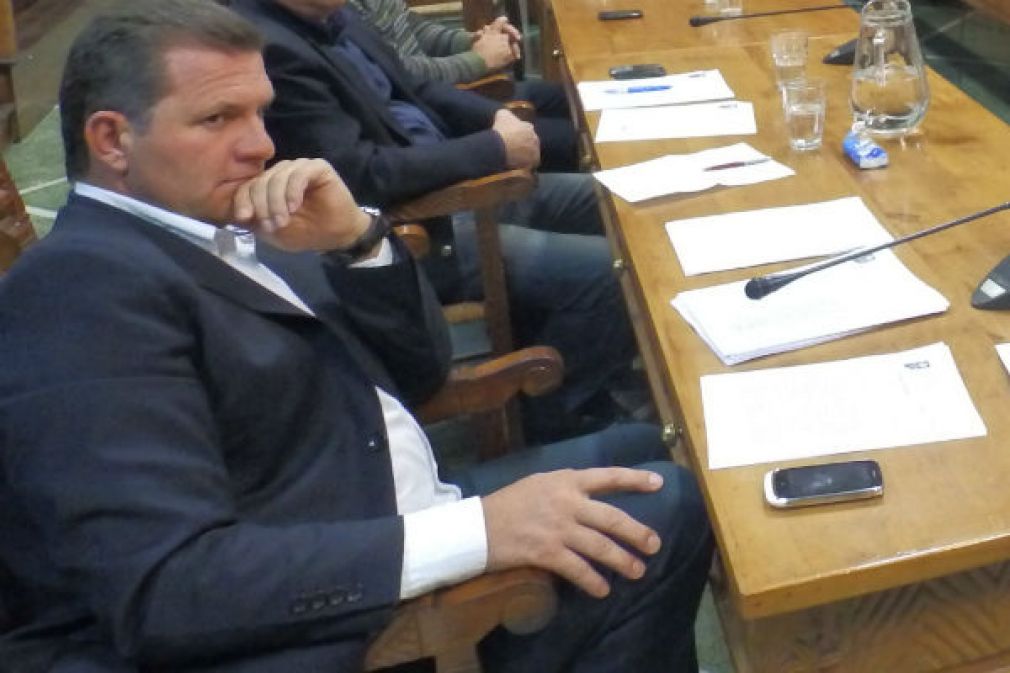 Επέλεξε... ποιον δεν ήθελε!