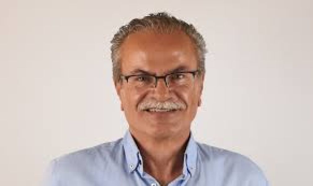 Τρελαμένη με Μαλανδράκη η Αποστολάκη!