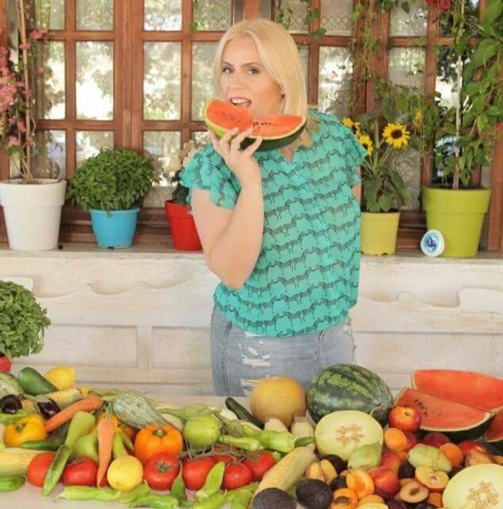 Την παντρεύεσαι!