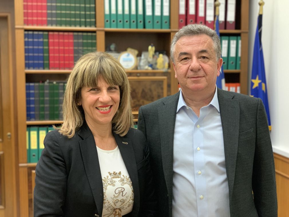 Τελικά θα φύγει από το πλευρό του Αρναουτάκη η Χρύσα;