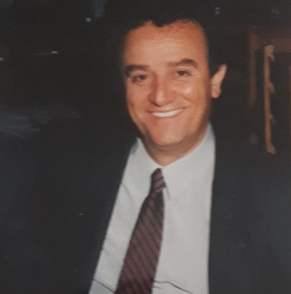 Ποιος είναι αυτός ο κούκλος;