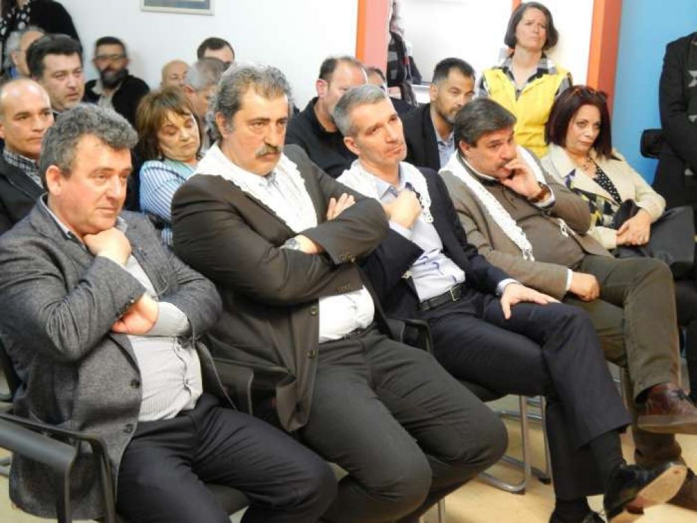 Είναι για λύπηση και οι δύο τους...