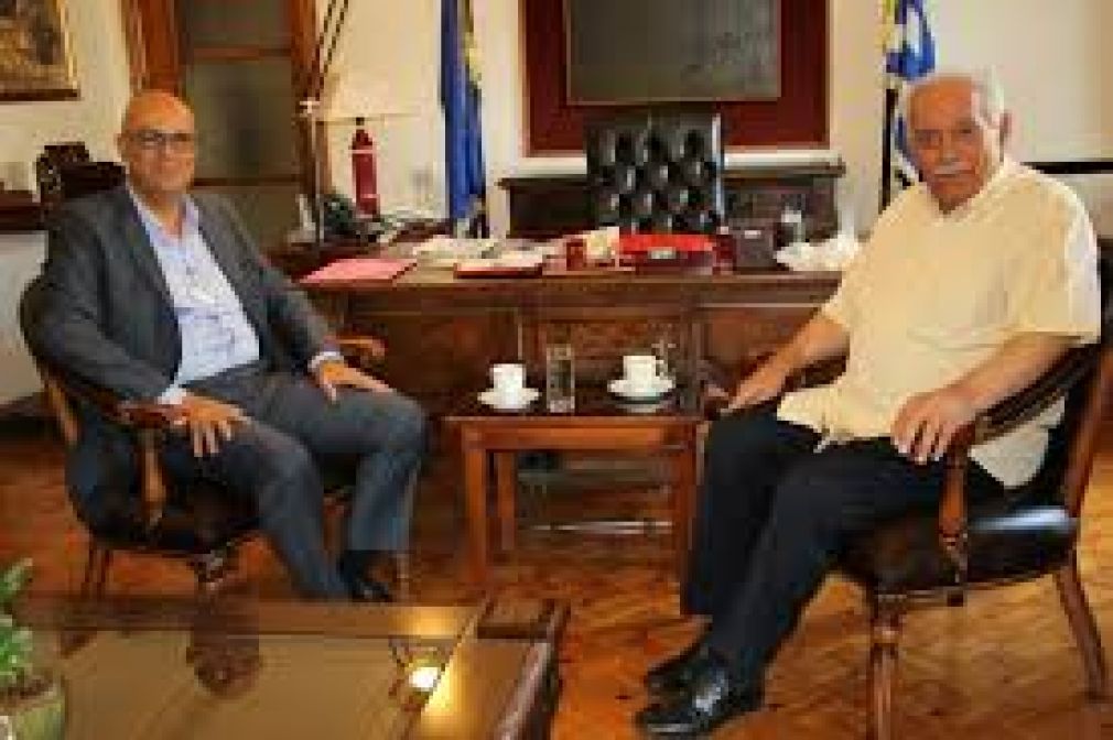 Τριτοτέταρτος... και με το ζόρι ο Βάμβουκας...