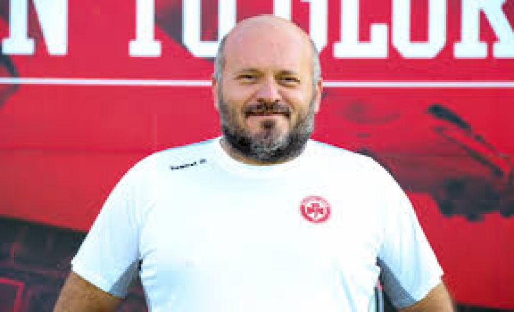 Έχουμε Σφυράκη εμείς...