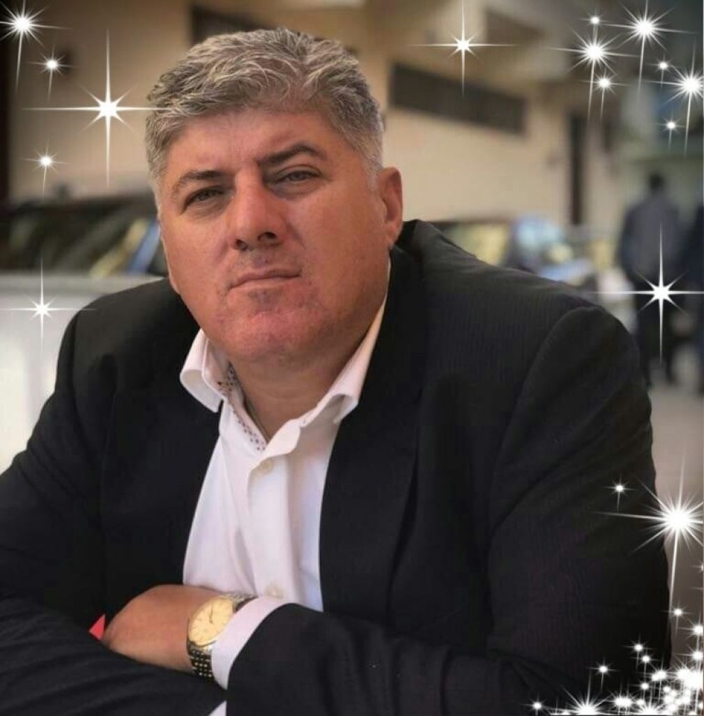Τον πιστεύει πολύ τον Αλέξανδρο!