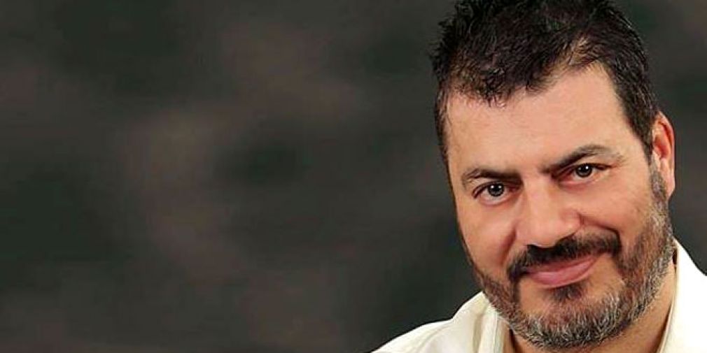 Καμία σχέση... ο Κονταρός με το ΕΒΕΧ... ίσα ίσα...