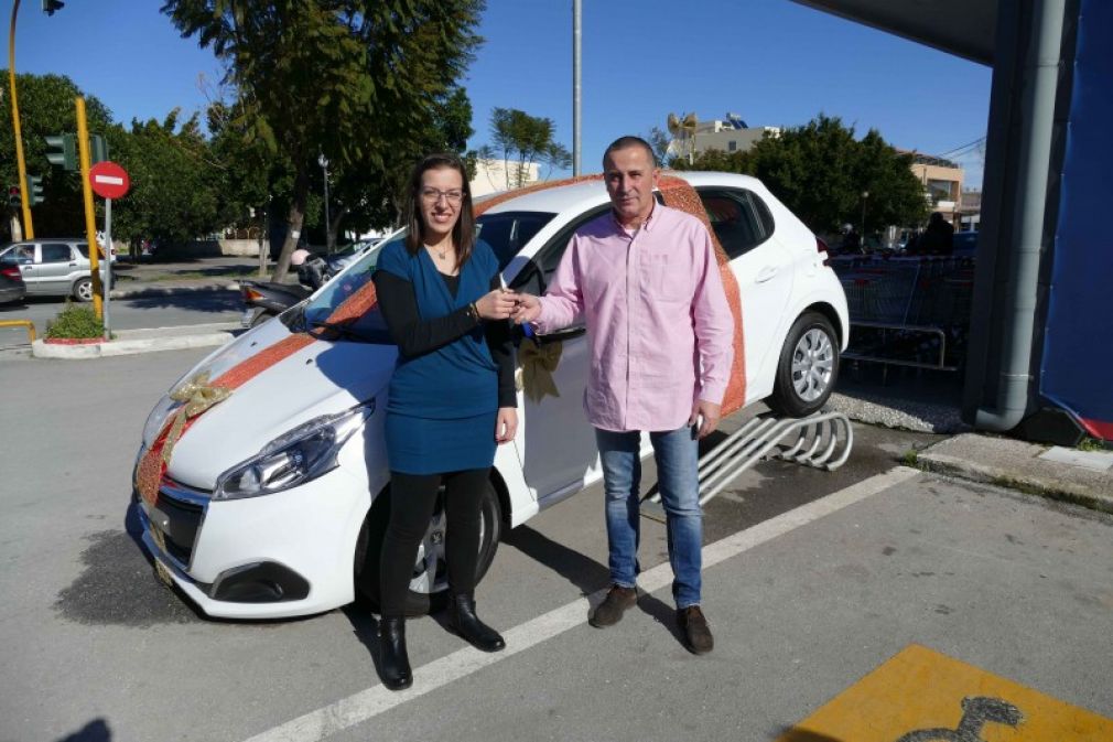 Το SYNKA... μοίρασε δώρα και πολύ... πολύ... χαρά στον κόσμο!