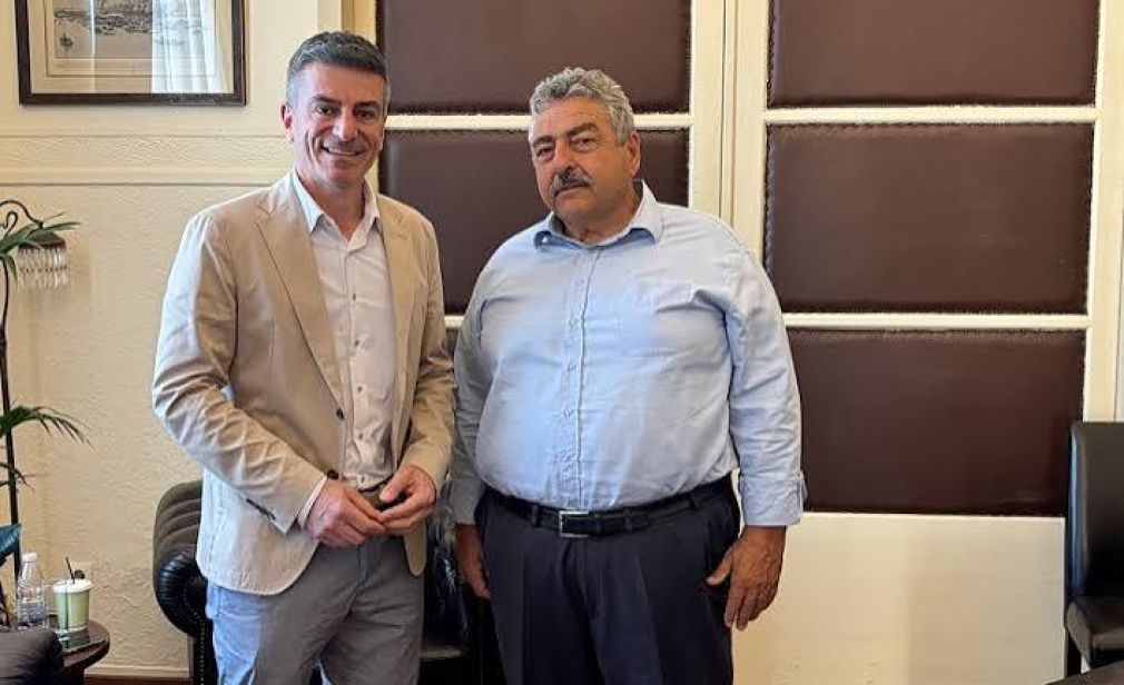 Αν τα πάρει κρανίο... κρυφτείτε!